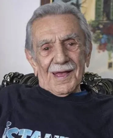 Türk Sinemasının Acı Kaybı: Usta Oyuncu Aydemir Akbaş Hayata Gözlerini Yumdu!