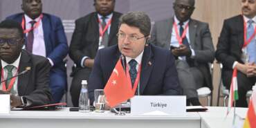 Adalet Bakanı Tunç, St. Petersburg Uluslararası Hukuk Forumu’na Katıldı