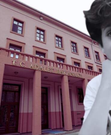 ‘Yasaklı’ Sayılmamıştı! Adalet Bakanlığı’ndan Minguzzi Cinayetinde Kullanılan Bıçak İçin Açıklama