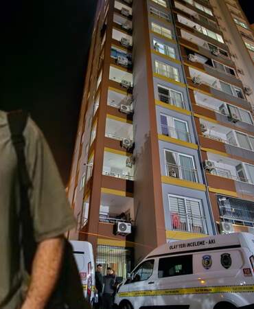 Adana’da Kan Donduran Olay: Kız Arkadaşını Vahşice Katledip İntihar Etti! Dehşette Dikkat Çeken ‘Mektup’ Detayı
