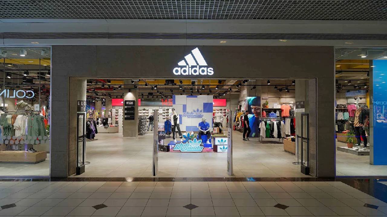 Adidas’tan Alışveriş Yapanlar Yandı! Türkiye’deki Müşterilerine Mail Gitti! Büyük Skandal Patladı