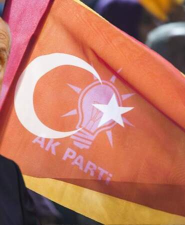 AK Parti Kurmayları Gerçek Gündem’e Konuştu: Bahçeli’nin Komisyon Önerisi Sürpriz Oldu