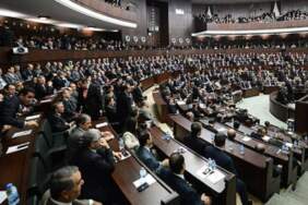 AKP Meclis Grup Yönetimi Belirlendi