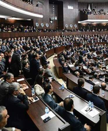 AKP Meclis Grup Yönetimi Belirlendi