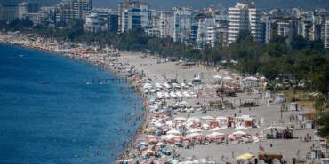 Antalya’da Deniz Turizminin Eksikliği Meclis Gündeminde