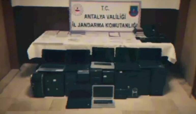 Antalya’daki “Tefeci” Operasyonunda 4 Kişi Tahliye Edildi