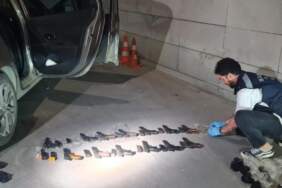 Araçtan Zulalanmış 17 Silah Çıktı