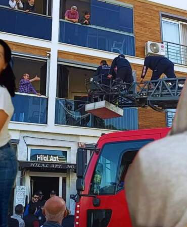 Eşi ve Çocuklarını Öldürmüştü: Katil İtfaiyecinin Nişanlısı İlk Kez Konuştu