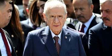 Bahçeli Partilileriyle Bir Araya Geldi