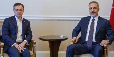 Bakan Fidan, Rusya Devlet Başkanı Danışmanı Medinski ile Görüştü