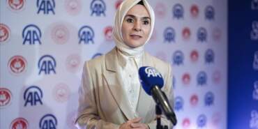 Bakan Göktaş’tan ‘Aile’ Diplomasisi Trafiği: İmzayı Attı