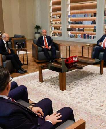 Bakan Şimşek, KKTC Cumhurbaşkanı Tatar ile Görüştü