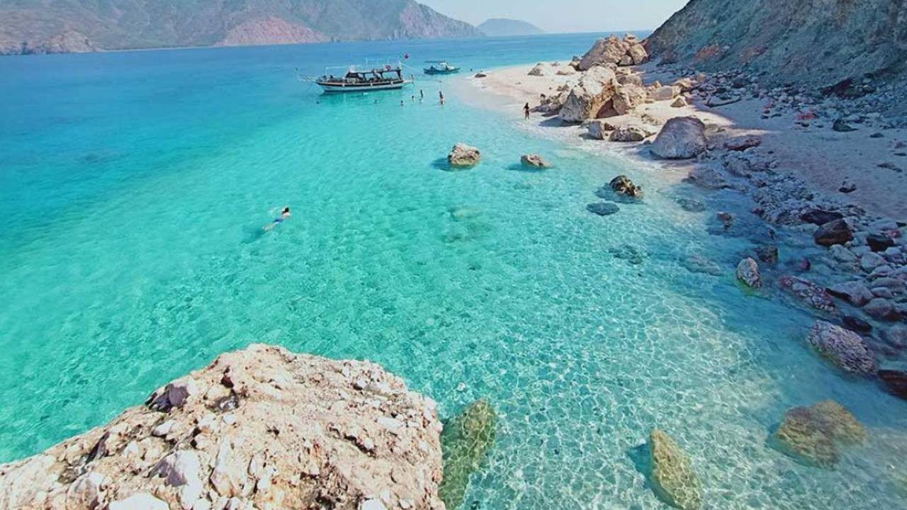 Bodrum, Alaçatı, Alanya Solda Sıfır Kaldı: Türkiye’nin Maldivler’i Artık Burası! Hem de Çok Ucuz