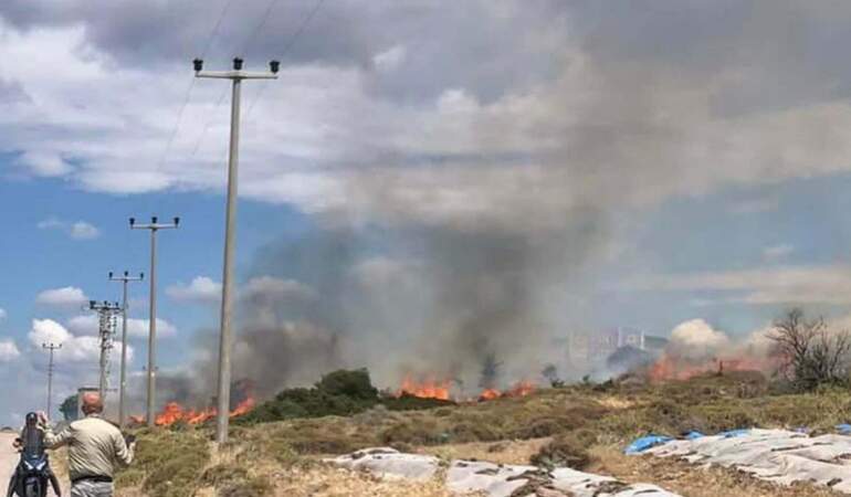 Çanakkale’de Otluk Yangını Korkuttu