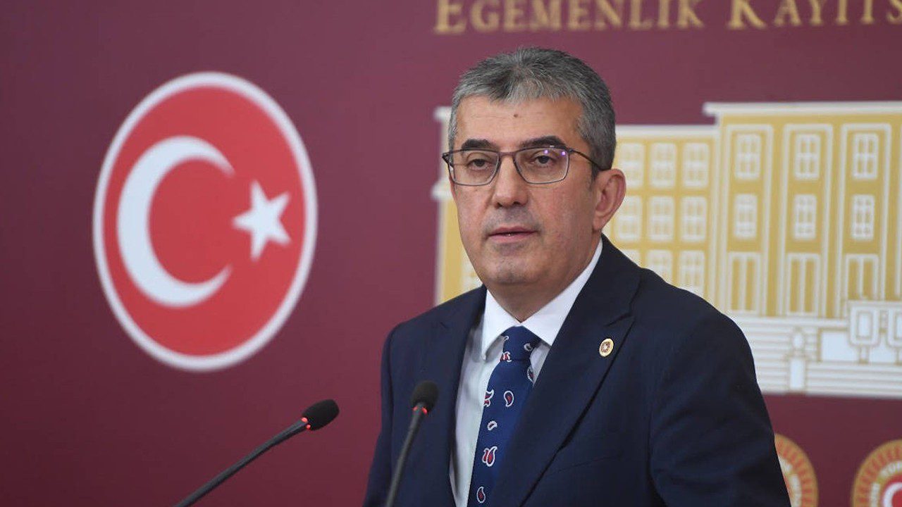 CHP’li Gökhan Günaydın’dan İBB Operasyonları İçin Bakan Yerlikaya’ya Soru Önergesi: ‘Jandarma Neden Görevlendirildi?’