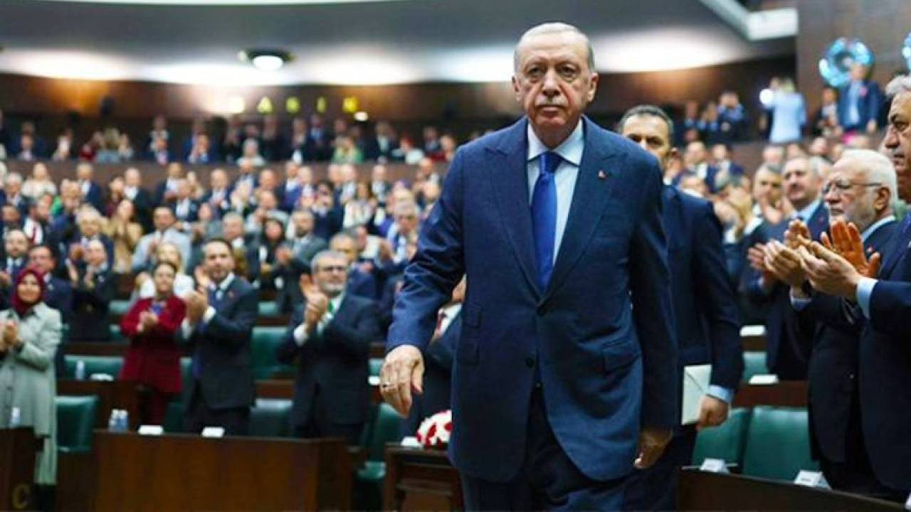 Cumhurbaşkanı Erdoğan Yeniden Aday Olacak mı? İşte Kulislerde Konuşulanlar…