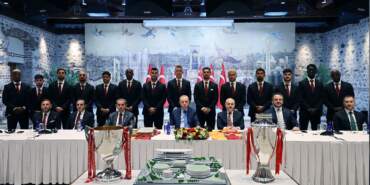 Cumhurbaşkanı Erdoğan’dan Galatasaray’a Çifte Tebrik! ‘Bu Vicdanlı Tavrını Tarih Kaydetti’