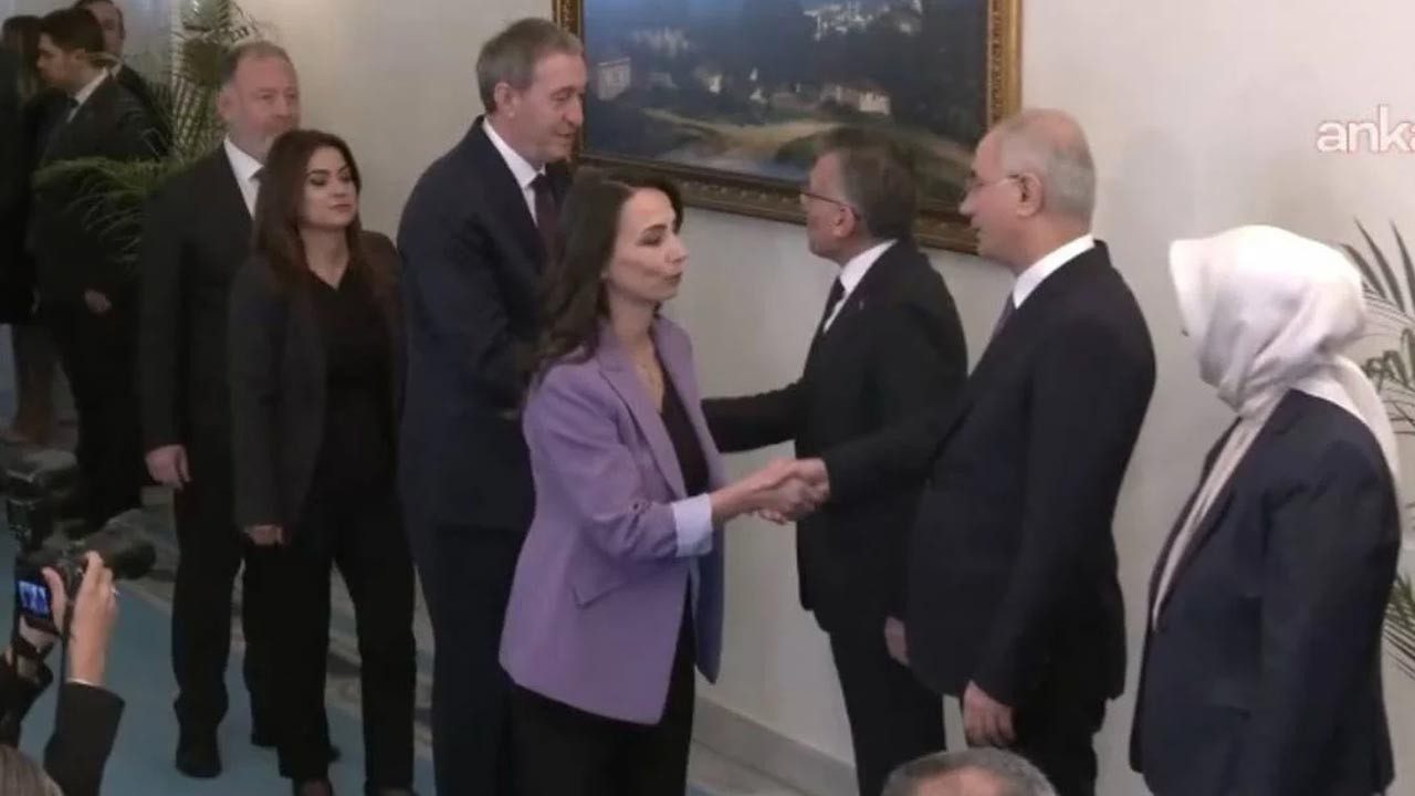 DEM Parti- AKP Görüşmesi Başladı