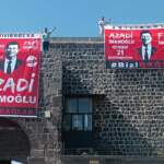 Diyarbakır’da ‘Azadi İmamoğlu’ Pankartına Engel! Gözaltılar Var