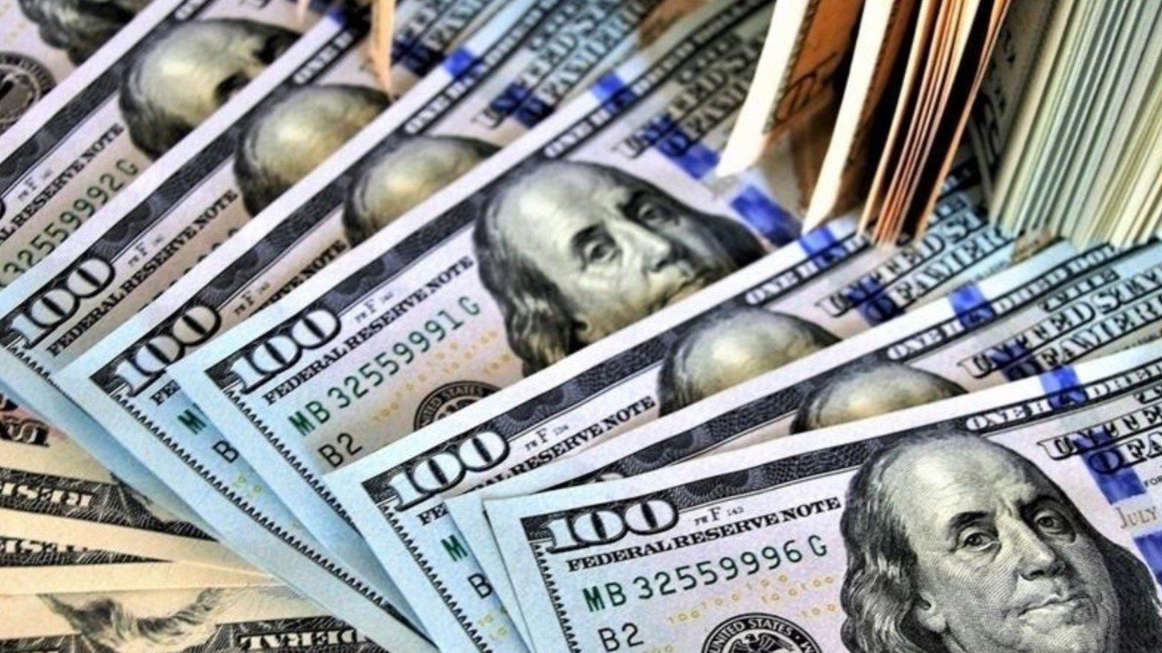 Dolar ve Euroda Tansiyon Yükseldi