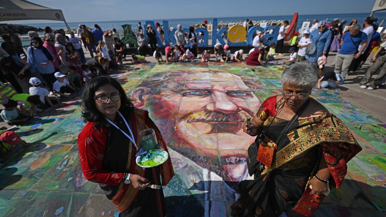 Düzce’de 41 Ressamdan Kalp Isıtan Proje