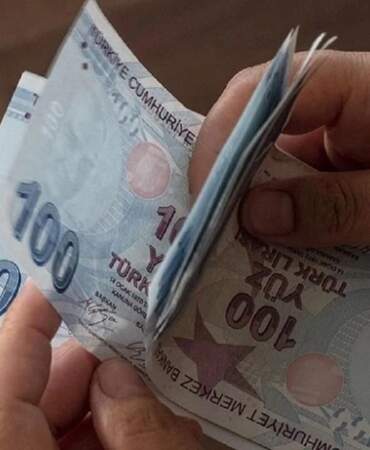 Emekli Bayram İkramiyesine Yeni Ayar: SGK Başuzmanı Ankara Kulisinden Aldığı Bilgiyi Canlı Yayında Ağzından Kaçırdı