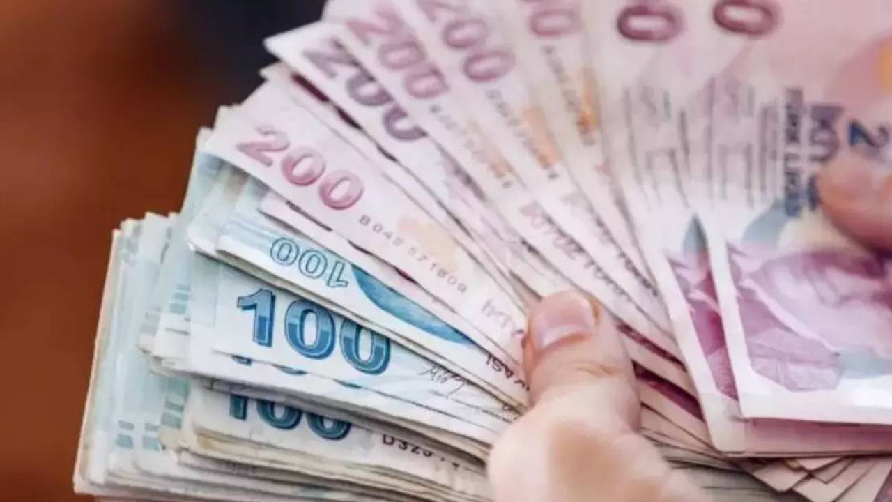 Emeklilere Çifte Bayram Fırsatı! 25 Bin Lira Veriliyor