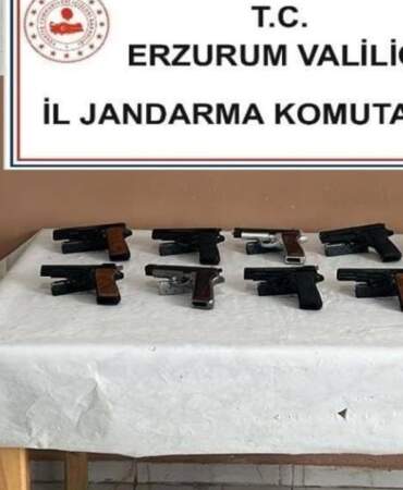 Erzurum’da 10 Adet Ruhsatsız Silah Ele Geçirildi