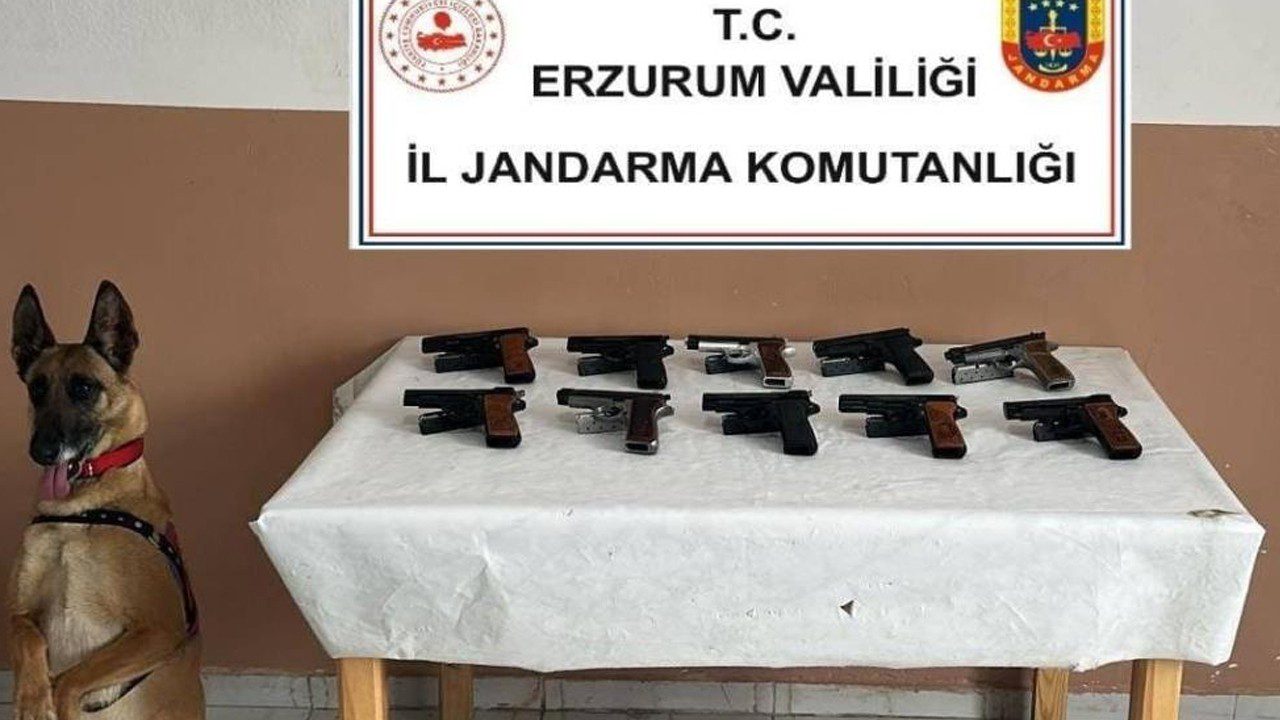 Erzurum’da 10 Adet Ruhsatsız Silah Ele Geçirildi
