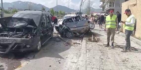 Erzurum’da Dehşet Anları: Beton Mikseri Onlarca Aracı Biçti
