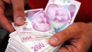 Ev Kadınlarına Emeklilikte Yeni Dönem: Prim Desteği, Yaş İndirimi ve Yıpranma Hakkı Geliyor