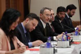 Fahrettin Altun, Bakanlık Basın Müşavirleriyle Bir Araya Geldi