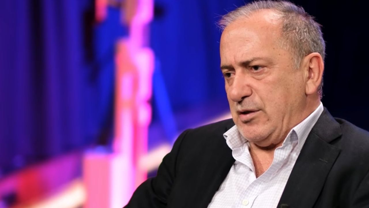 Fatih Altaylı Açıkladı: Gece Yarısı Pankartlı Tehdit