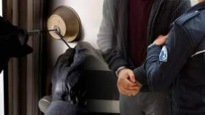 İşe Gider Gibi Hırsızlığa Gitti! 20 Milyonluk Vurgun Yaptı… Detaylar Şoke Etti