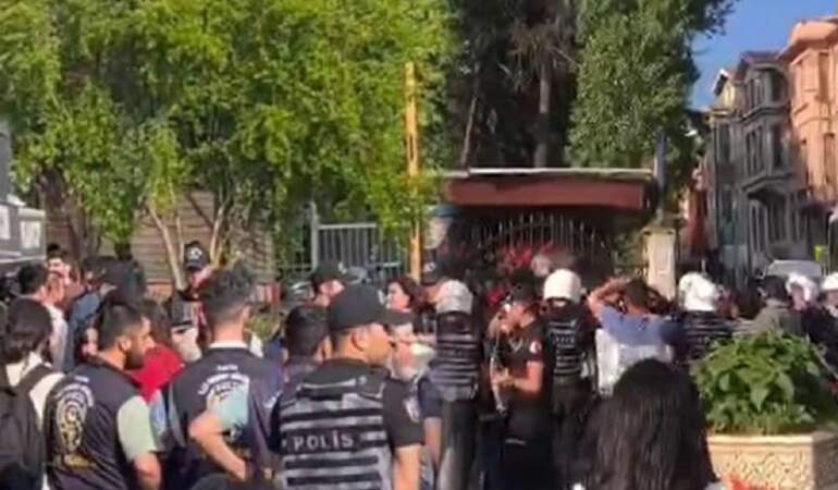 İstanbul Üniversitesi’nde ‘Gezi’ Anmasına Polis Müdahalesi! Çok Sayıda Öğrenciye Gözaltı