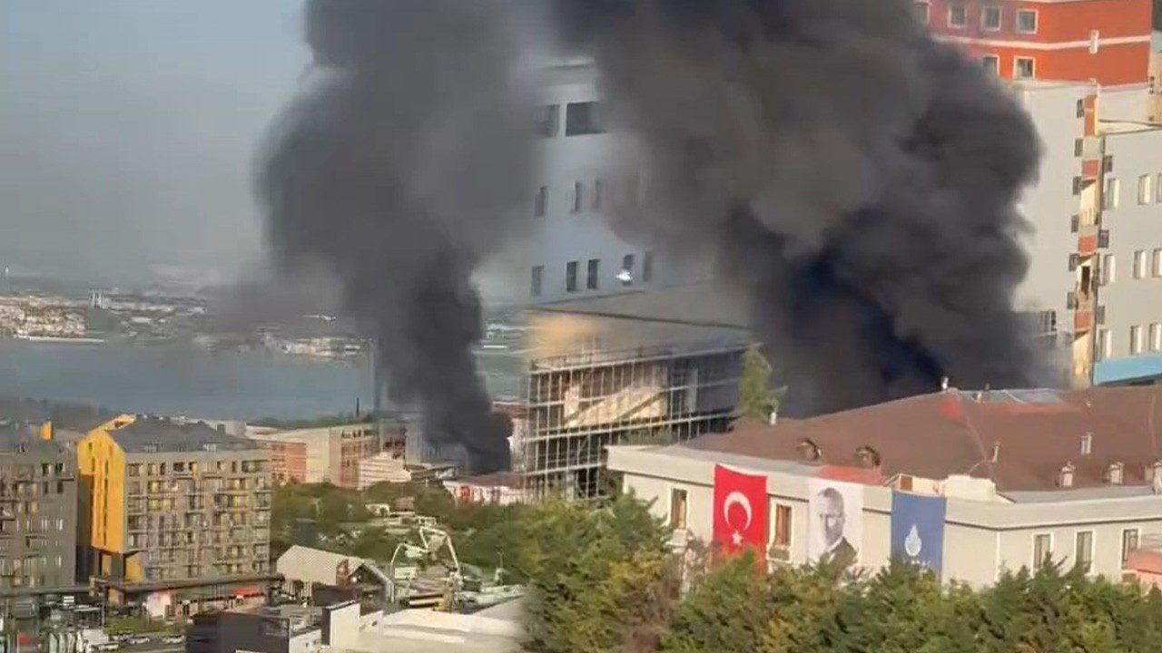 İstanbul Üniversitesi’nde Korkutan Yangın