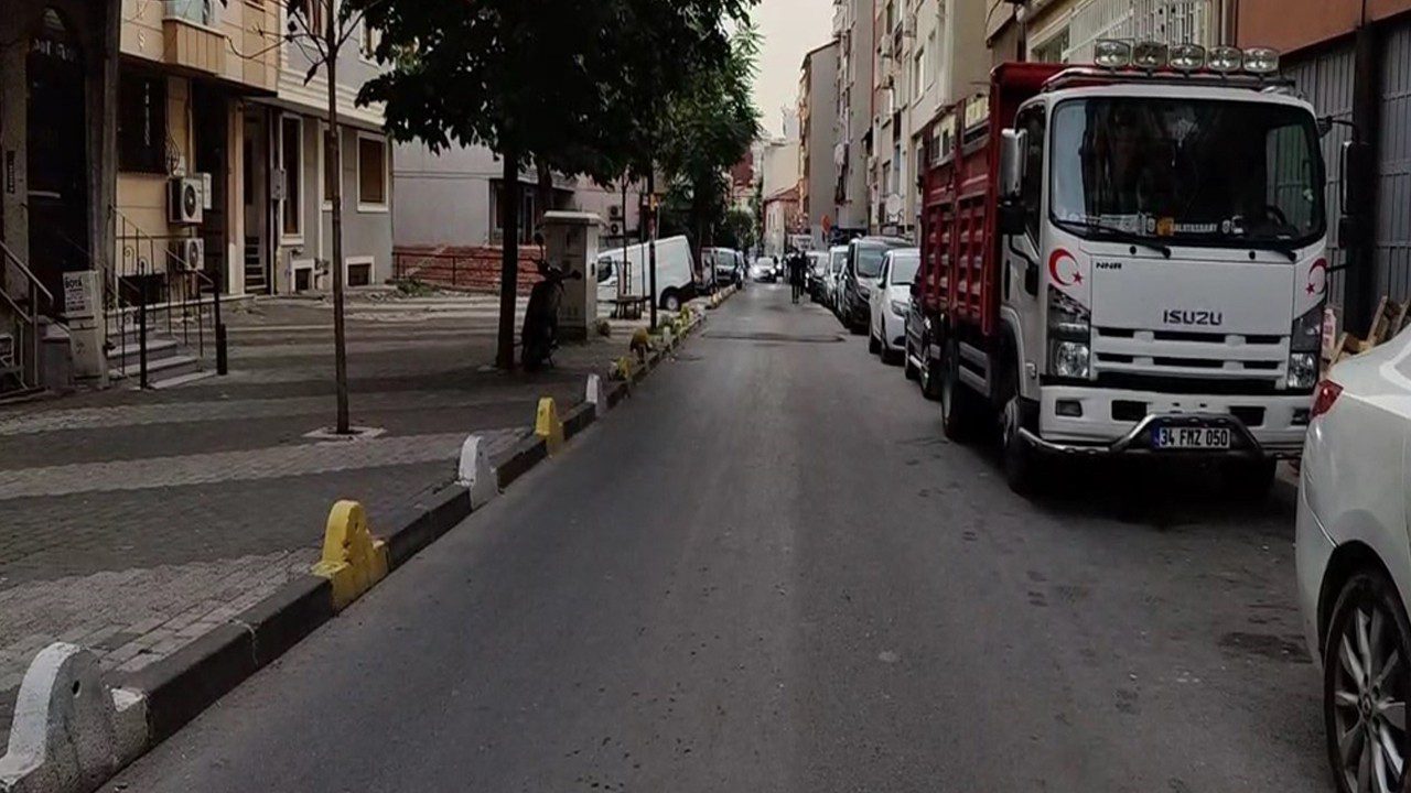 İstanbul’da Dehşete Düşüren Olay! Anne ve Babasını Bıçakladı