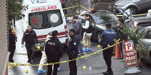 İstanbul’un Göbeğinde Kanlı Pusu! 28 Yaşındaki Gence Kurşun Yağdırdılar