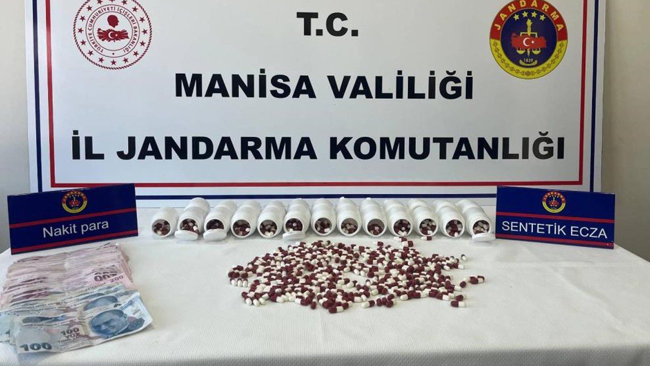 Manisa’da 2 Bin 415 Tane Uyuşturucu Hap Ele Geçirildi