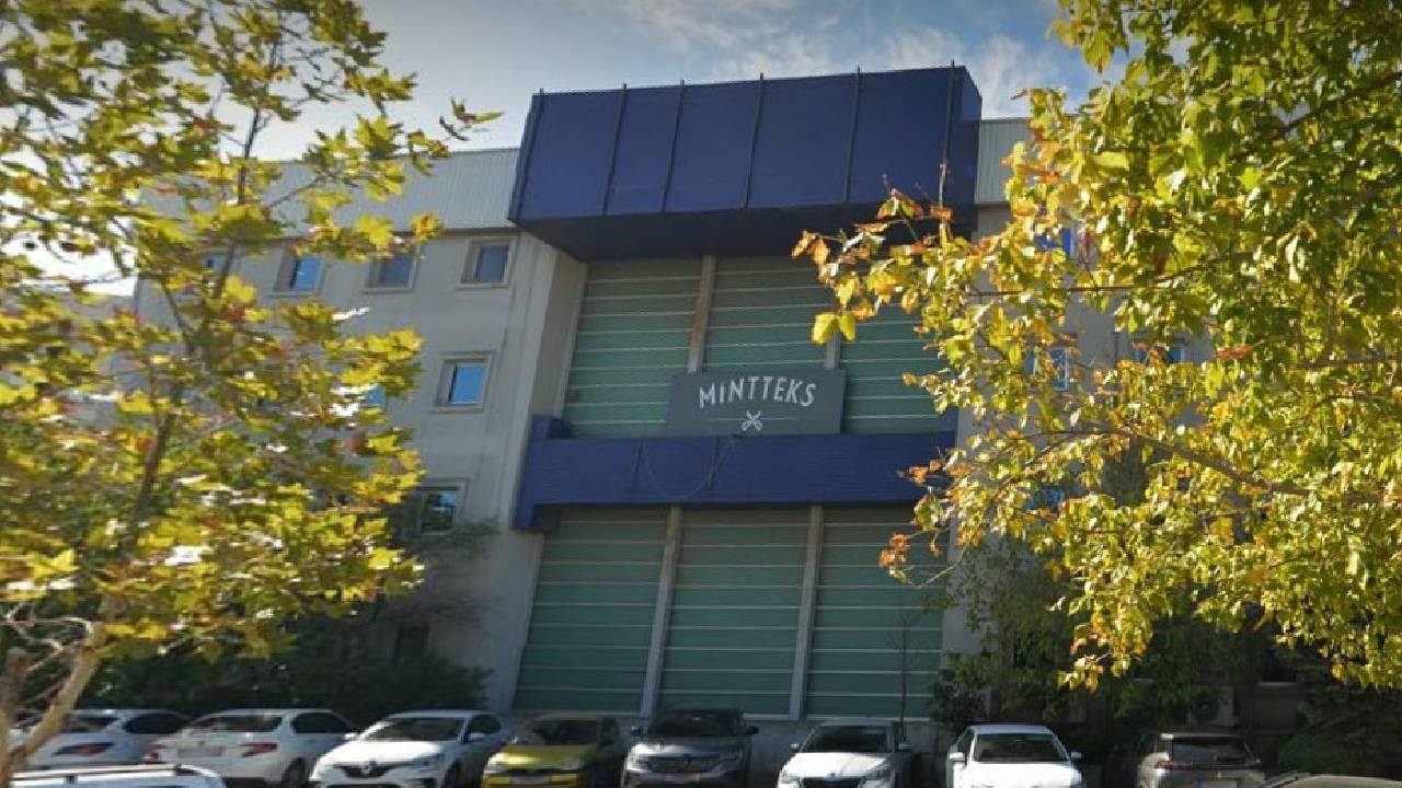 Mintteks Konfeksiyon Batıyor! Mahkemeden 1 Yıllık Kesin Mühlet Kararı