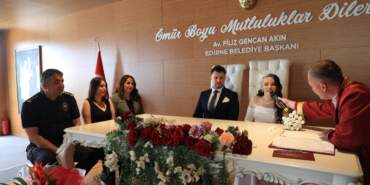 Nikah Salonlarında ‘25.05.2025’ Yoğunluğu