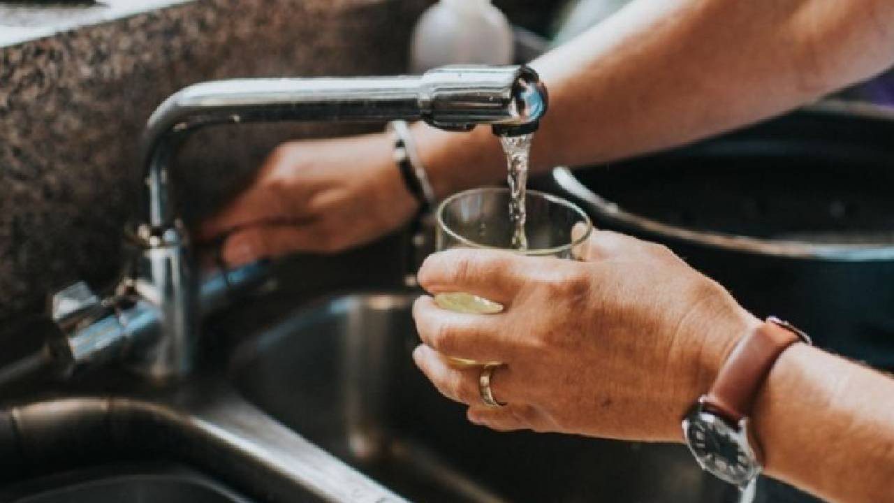 O Şehrin Şebeke Sularında Ölümcül Kimyasal Madde Çıktı: Yetkililer Alarm Verdi! Halk Panikte