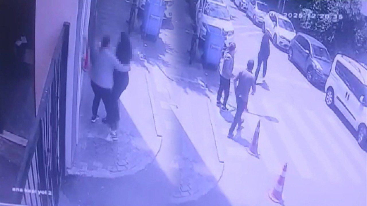 Okul Tuvaletinde Vahşet! Liseli Çocuk Arkadaşını Bıçaklandı