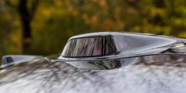 Otomotiv Devi İtiraf Etti: Arabalardaki Bu Özellik Telefonları Bitiriyor