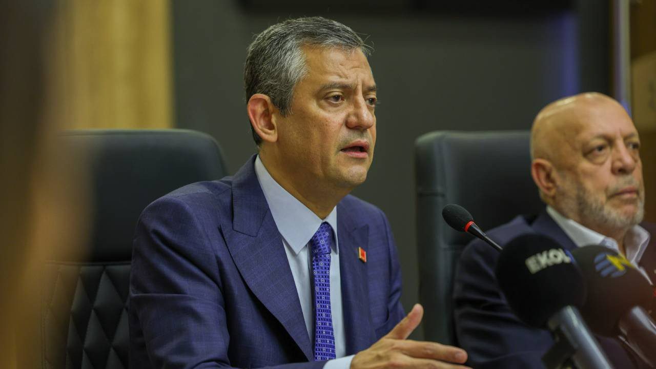 Özel’den ‘Asgari Ücret Komisyonu Toplansın’ Çağrısı