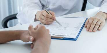 Sağlık Bakanlığı Duyurdu: Hastanelerde Yeni Dönem! 81 İlde Artık Böyle Rapor Alınacak