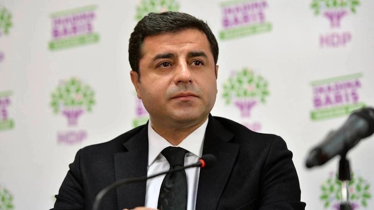Selahattin Demirtaş’ın Cumhurbaşkanına Hakaret Davası Ertelendi