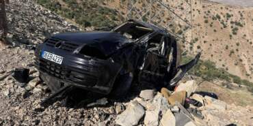 Şırnak’ta Kamyonet Şarampole Devrildi: Aynı Aileden 3 Kişi Yaşamını Yitirdi