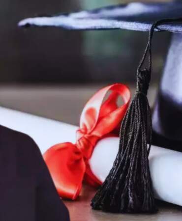 Skandal Olay: Fenomen Doktorun Diploması Sahte Çıktı