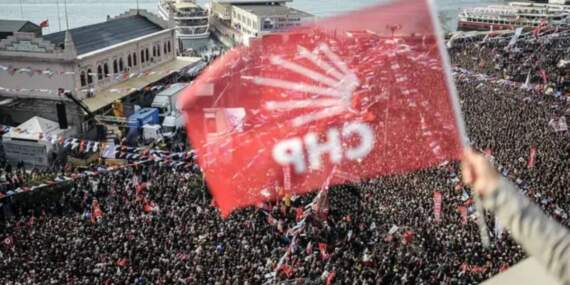 TMSF’den CHP’ye Afiş Engeli: Talep Reddedildi, Partiden Tepki Geldi